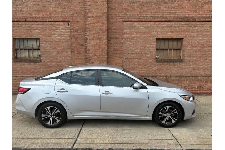 $14000 : 2021 Sentra SV image 9