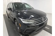 $20293 : Volkswagen Tiguan 2022 SE 4d thumbnail