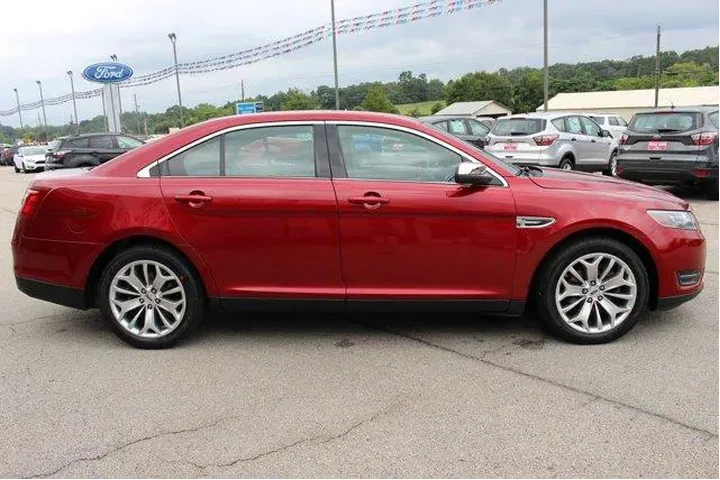 $9995 : Ford Taurus 2016 Limited 4dr image 8