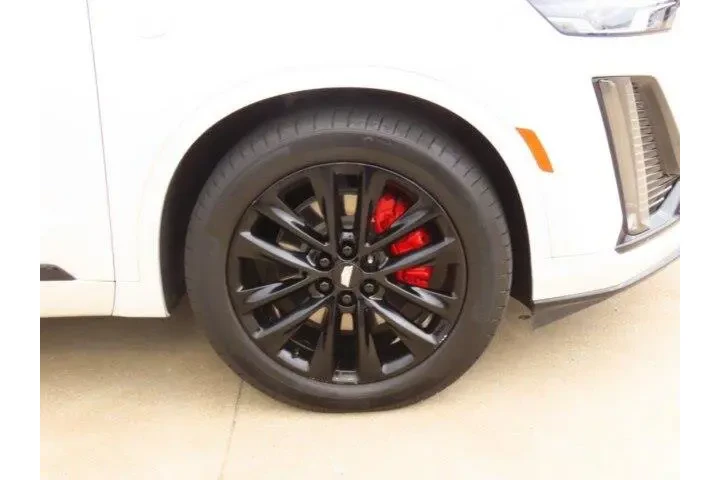 $37911 : Cadillac XT6 2023 Premium Lu image 7