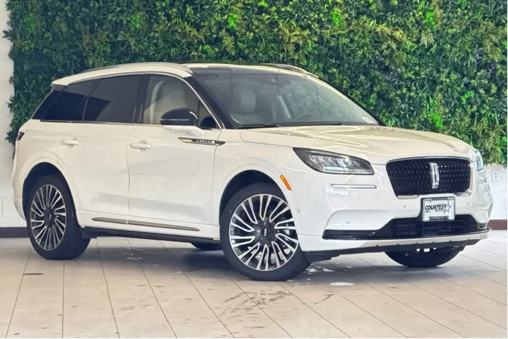 $30995 : Lincoln Corsair 2022 AWD Res image 2