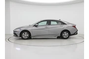 $21998 : Hyundai ELANTRA 2025 SE 4dr thumbnail