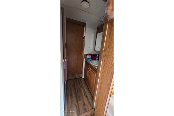 $1100 : Apartment for rent image 4