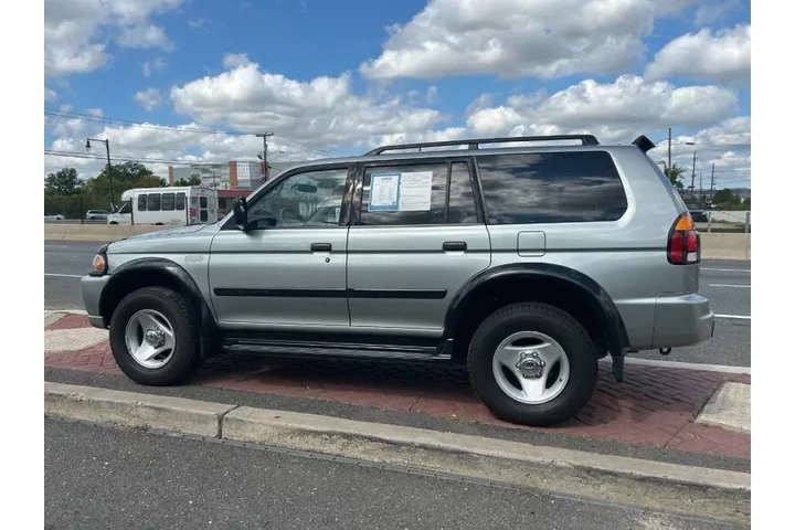 $6995 : 2001 Montero Sport LS image 7