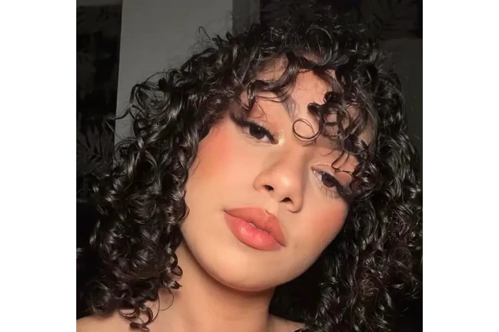 Chica hermosa y amorosa image 1