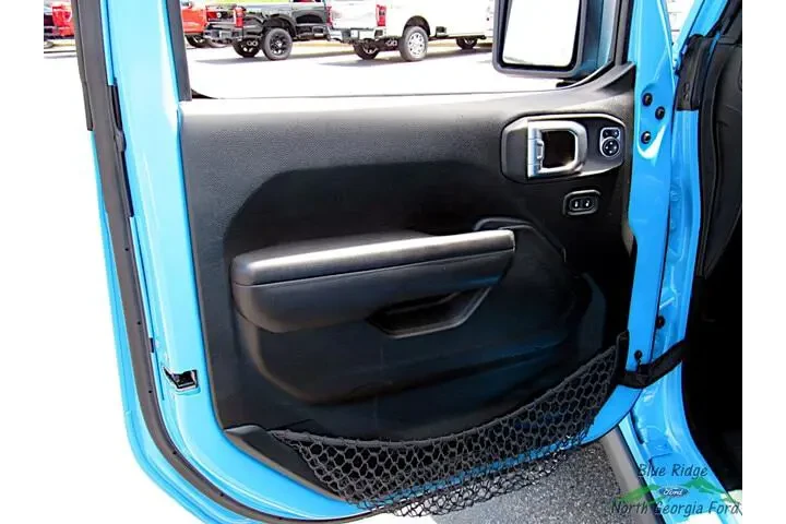 $39980 : Jeep Wrangler Unlimited 2021 image 10