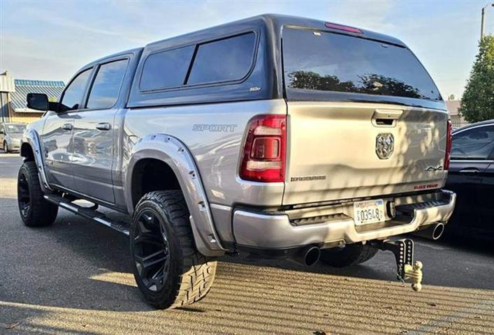 $65000 : 2021 RAM 1500 CREW CAB2021 RA image 5