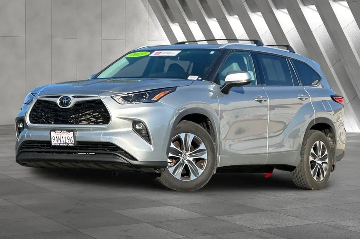 $36500 : Toyota Highlander 2022 AWD X image 2