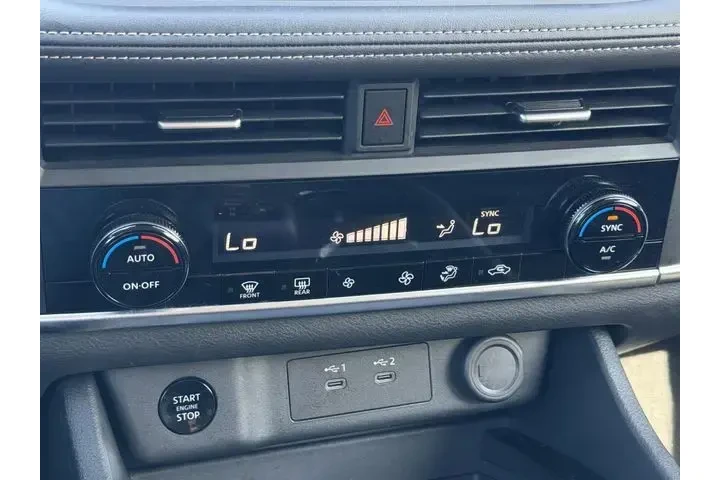 $21039 : Nissan Rogue 2025 SV 4dr Cro image 7