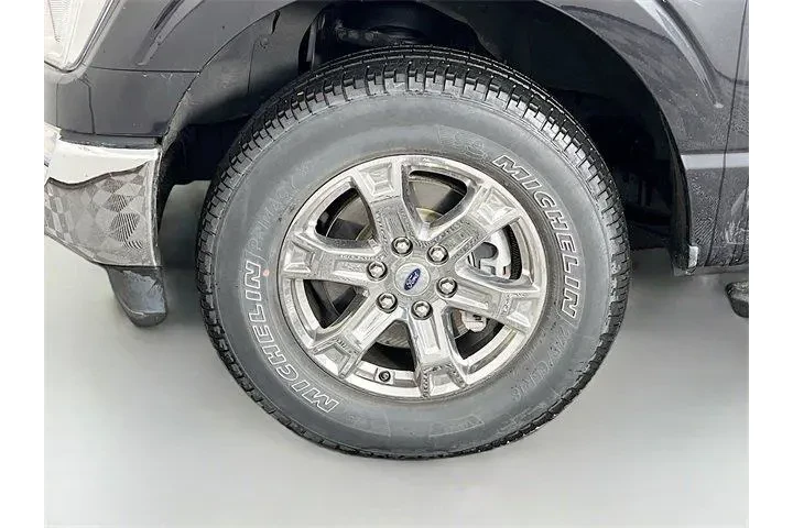 $35975 : Ford F-150 2021 4x4 XLT 4dr image 9