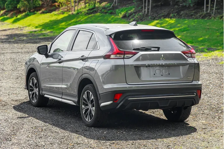 $16995 : Mitsubishi Eclipse Cross 202 image 6