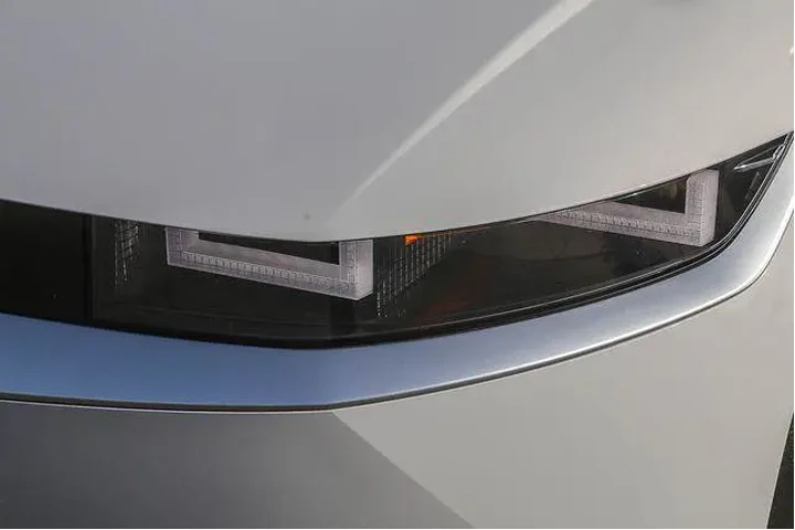 $25991 : Hyundai IONIQ 5 2024 SEL 4dr image 8