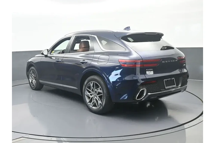 $24985 : Genesis GV70 2022 AWD 2.5T S image 4
