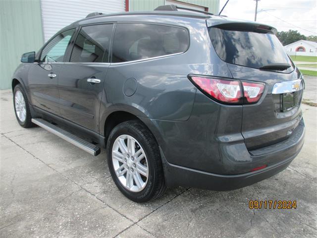 $9895 : 2014 Traverse image 4