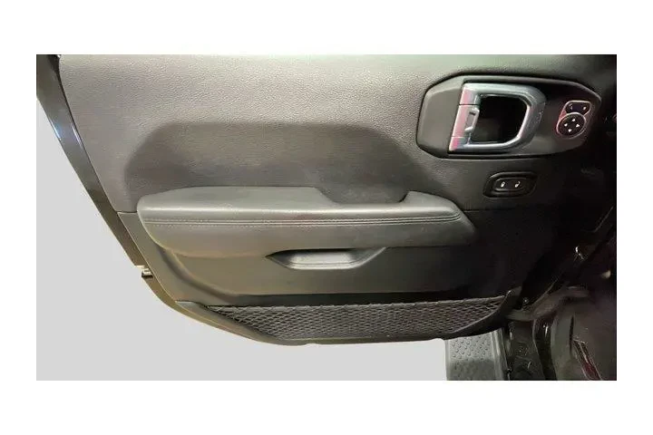 $33990 : Jeep Wrangler Unlimited 2021 image 9