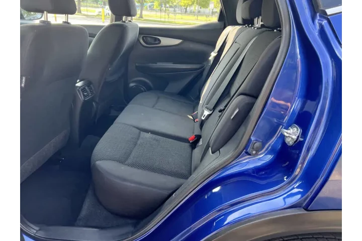 $11900 : 2021 Rogue Sport S image 10