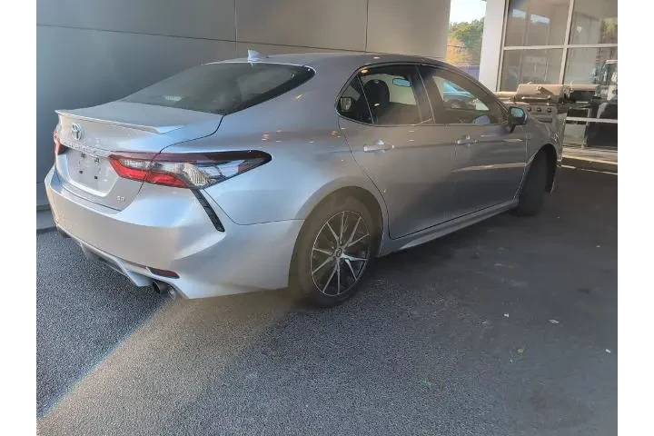 $25334 : Toyota Camry 2024 SE 4dr Sed image 3