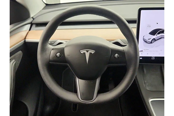$35998 : Tesla Model Y 2023 AWD Long image 10