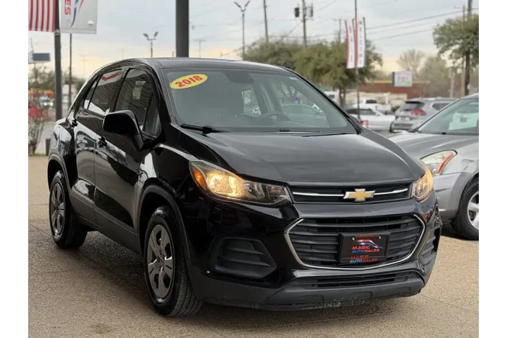 $14999 : 2018 Trax LS image 4