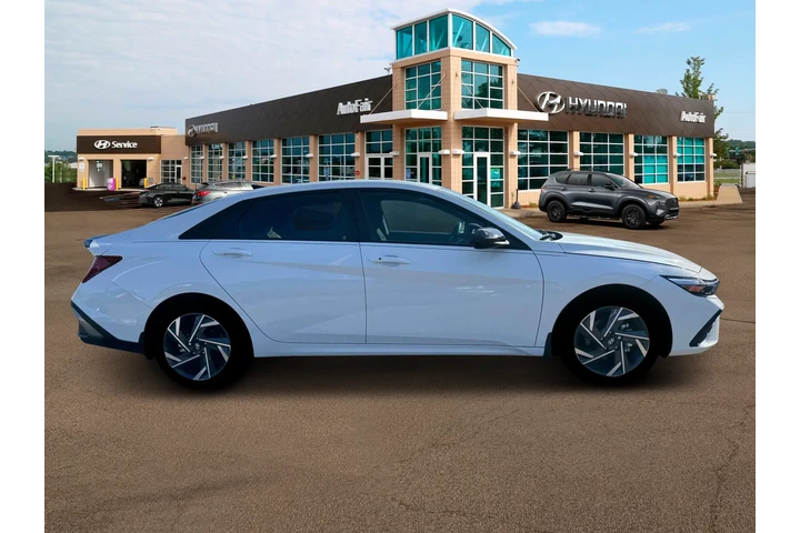 $25400 : Hyundai ELANTRA Hybrid 2025 image 9
