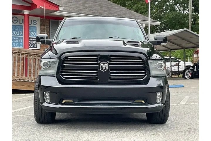 $17985 : Ram 1500 2013 4x4 Sport 4dr image 2