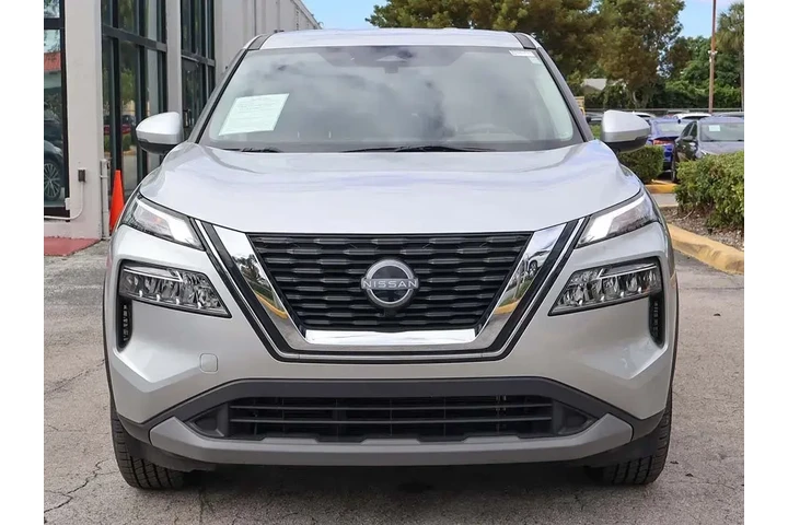 $18690 : Nissan Rogue 2023 SV 4dr Cro image 9