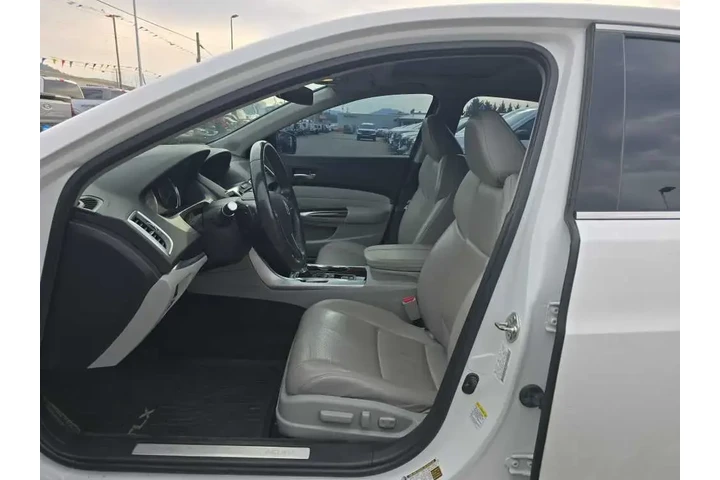 $13990 : Acura TLX 2015 4dr Sedan w/T image 9