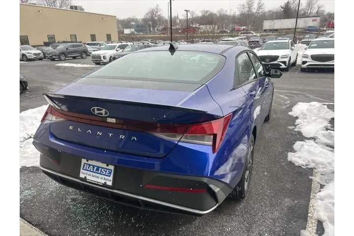 $20577 : Hyundai ELANTRA 2025 SEL Spo image 3