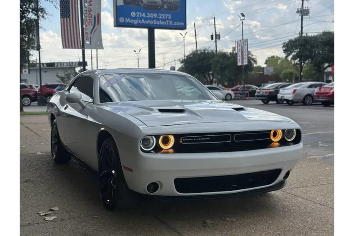 $21999 : 2019 Challenger SXT image 4