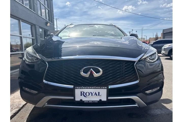 $12995 : 2018 INFINITI QX30 Premium image 6