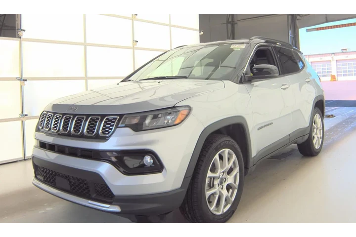 $23990 : Jeep Compass 2025 4x4 Limite image 1