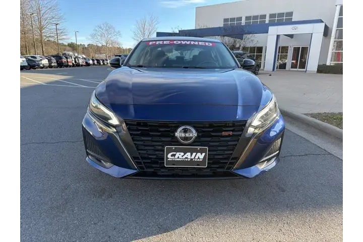 $21646 : Nissan Altima 2024 2.5 SR 4d image 2