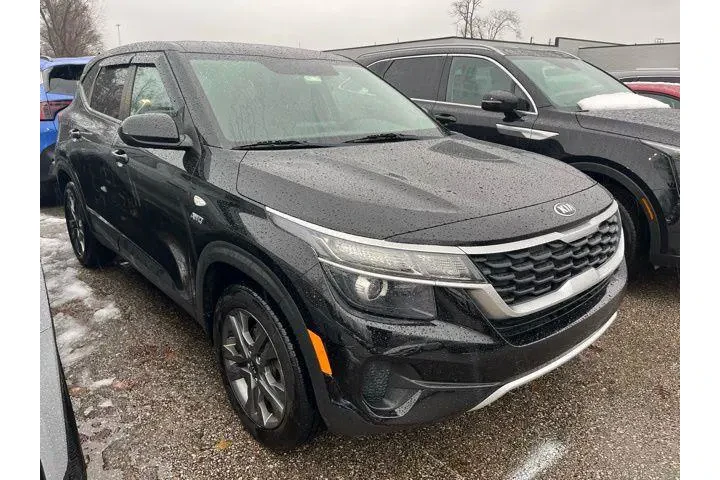 $14978 : Kia Seltos 2021 AWD LX 4dr S image 2