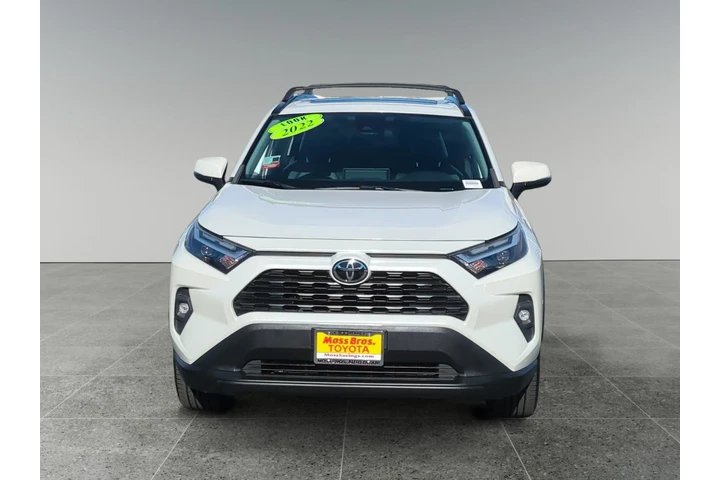 $29594 : Toyota RAV4 2022 XLE Premium image 8