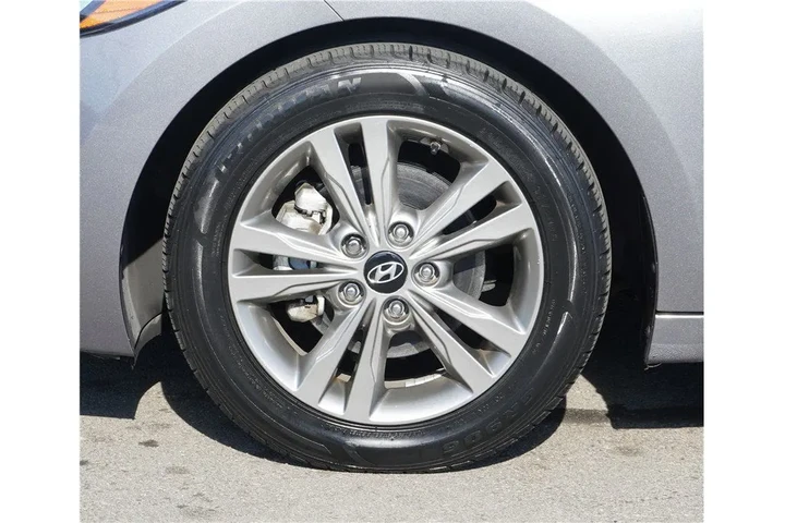 $13999 : 2018 Elantra Value Edition image 10
