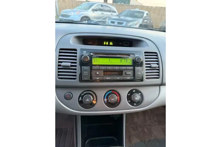 $6500 : Toyota Camry 2004 LE 4dr Sed image 8