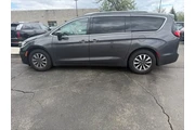Chrysler Pacifica 2021 Touri en Binghamton