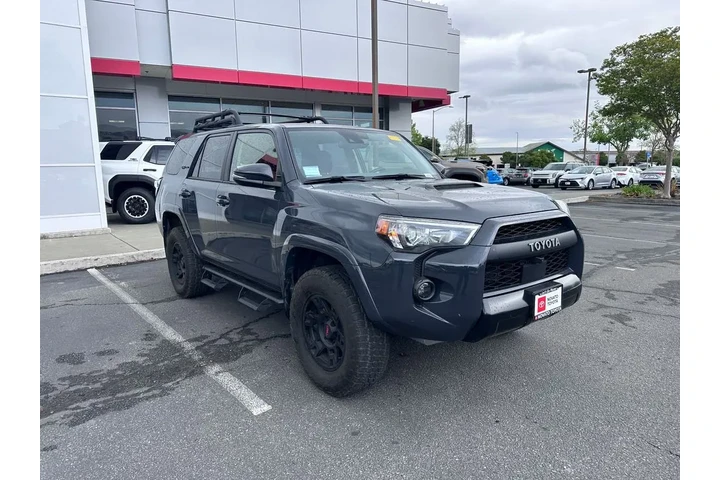 $63995 : Gold Certified 2024 4Runner T image 2