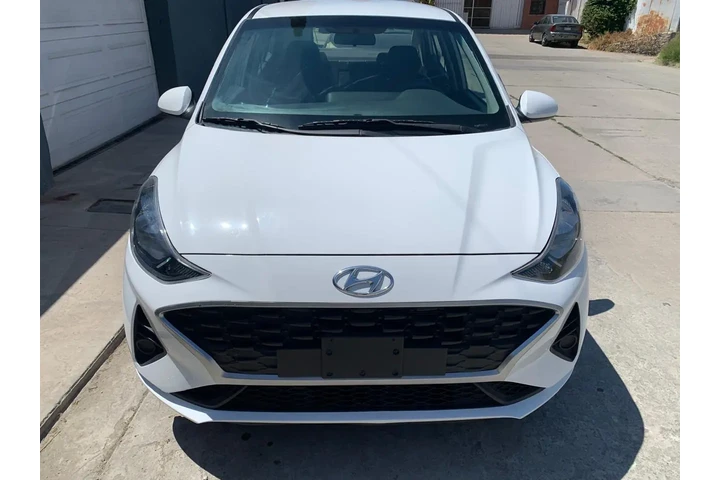 $185000 : Hyundai Grand i10 2022 image 3