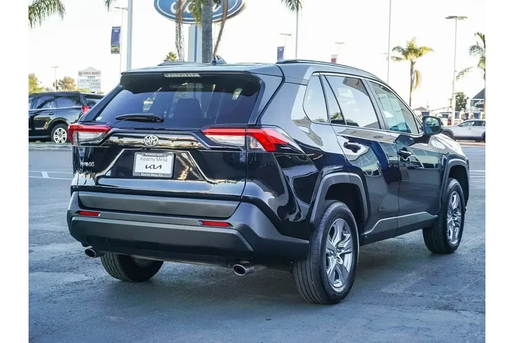 $26492 : Toyota RAV4 2023 XLE 4dr SUV image 7