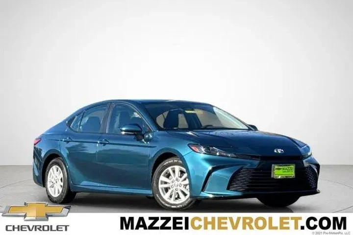 $24591 : Toyota Camry 2025 SE 4dr Sed image 1
