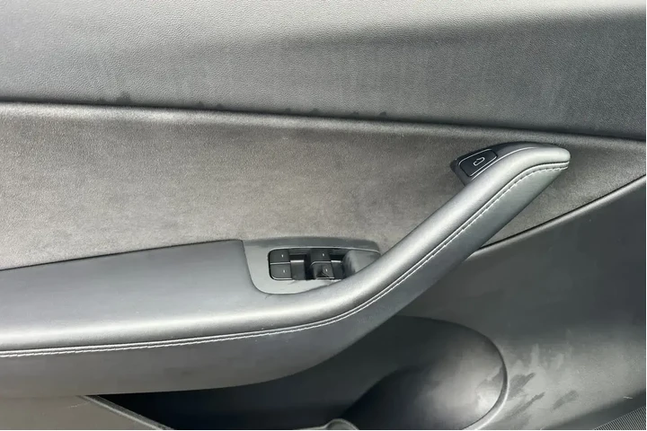 $24981 : Tesla Model Y 2021 Standard image 10