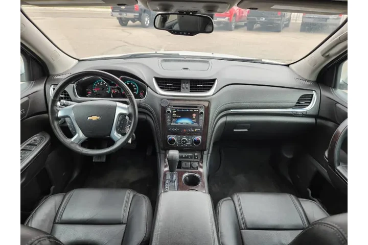 $16472 : 2017 Traverse Premier image 5