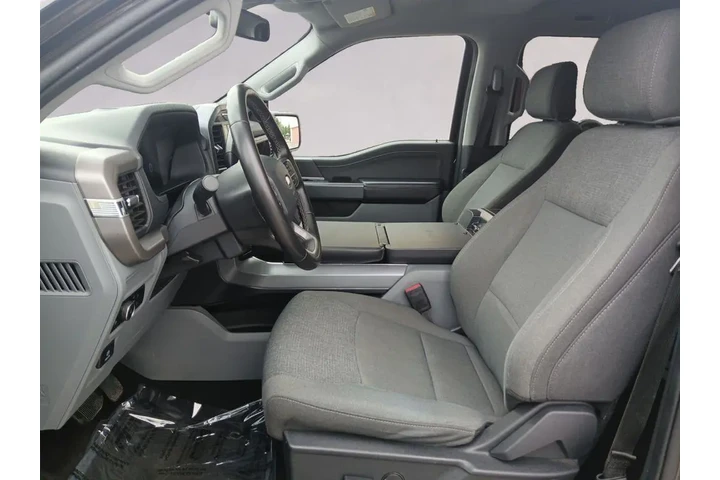 $39586 : Ford F-150 2024 4x4 XLT 4dr image 10