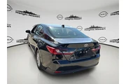 $26990 : Toyota Camry 2025 AWD SE 4dr thumbnail