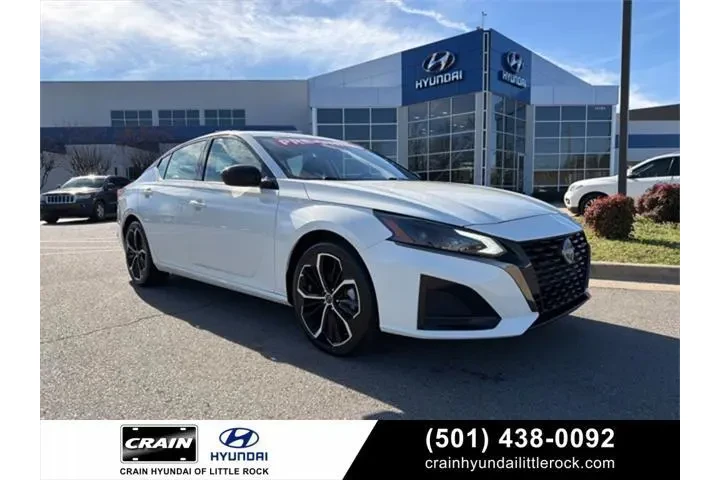 $21810 : Nissan Altima 2025 2.5 SR 4d image 1