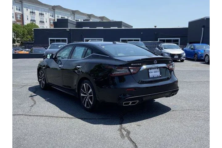 $22995 : Nissan Maxima 2023 3.5 SV 4d image 7