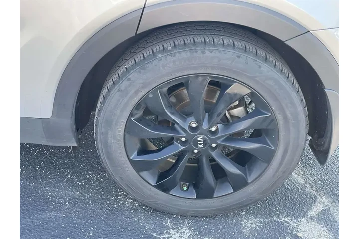 $15661 : Kia Sorento 2020 S V6 4dr SU image 9