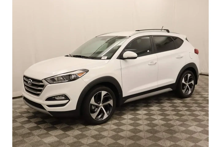 $14322 : Hyundai TUCSON 2017 Sport 4d image 1