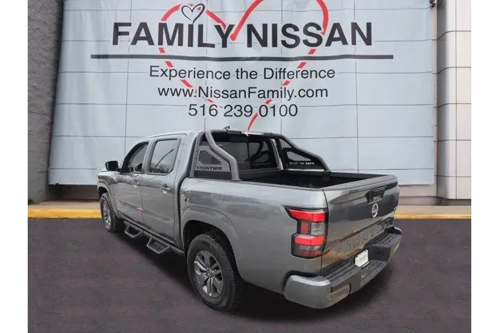 $31988 : Nissan Frontier 2025 4x4 SV image 5